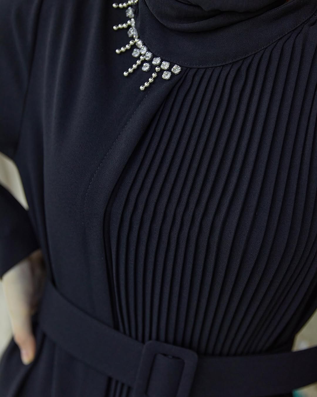 ROBE Pléssé ceinturé