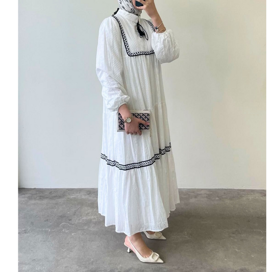 Robe BRODERIE